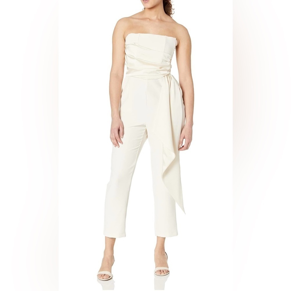 Steve Madden | NWT Harlen Ivory Cream White Strapless Pocket Jumpsuit XS